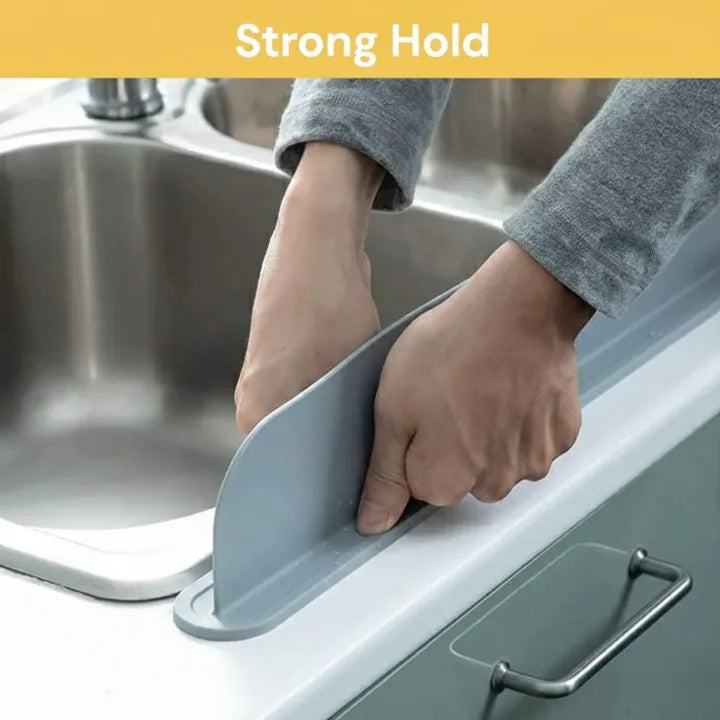 Silicone Sink Water Splash Guard With Suction for Kitchen & Bathroom Faucets
