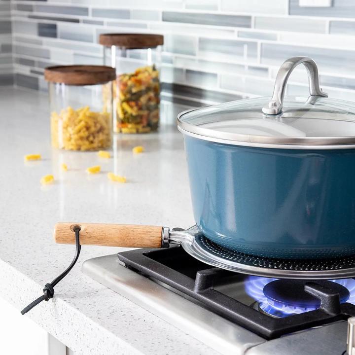 Simmer Ring With Wooden Handle 21cm